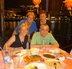 Abendessen mit Heike (Singapur), Uwe unserem Oberstufenkoordinator und Beate aus ChinagMai/Thailand